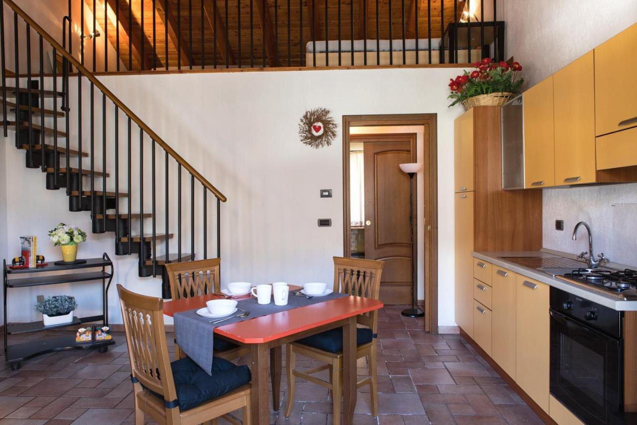 La Colombaia Apartment Saint Marcel Bagian luar foto